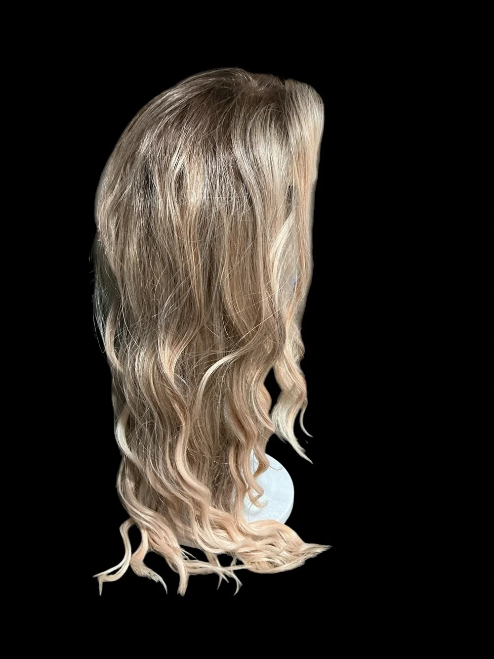 CSC Summer Becky Apricot. Blonde  Balayage Wavy Lace Front Wig - Natural Blonde